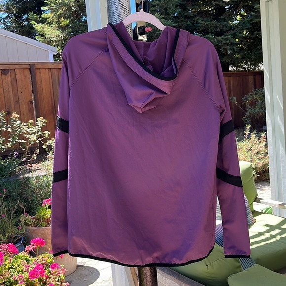 PINK by Victoria’s Secret EUC size S plum hooded jacket, athletic, soft … - Picture 2 of 8